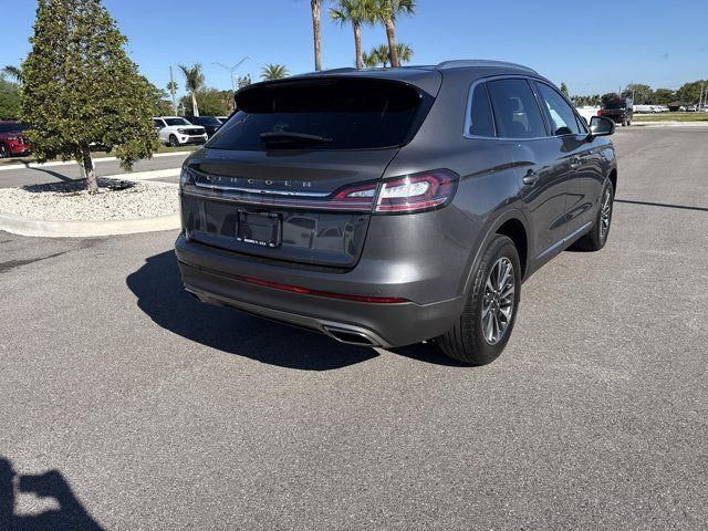 Used 2023 Lincoln Nautilus FWD w/ Premium Package image 3