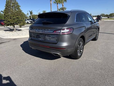 Used 2023 Lincoln Nautilus FWD w/ Premium Package image 3
