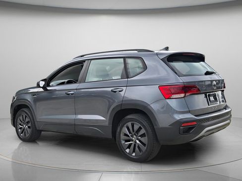 Certified 2023 Volkswagen Taos S FWD image 4
