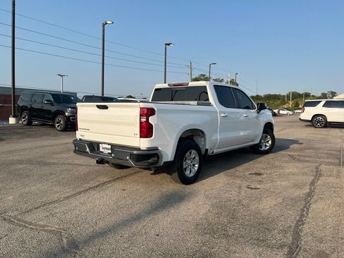 Used 2023 Chevrolet Silverado 1500 LT w/ Convenience Package II RWD image 4