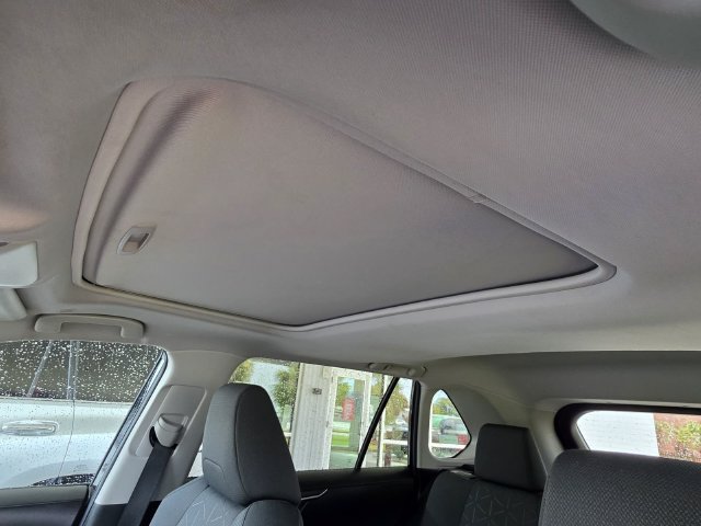 Used 2023 Toyota RAV4 XLE w/ Convenience Package FWD image 8