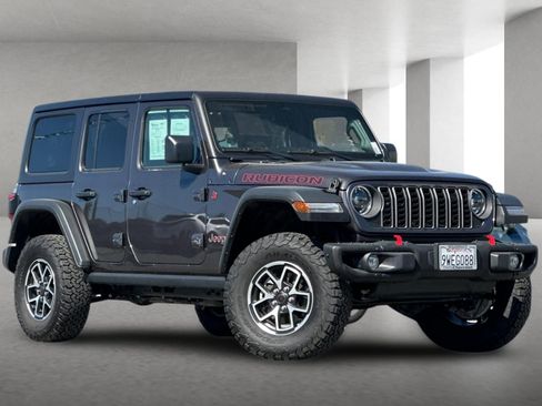 Used 2026 Jeep Wrangler Unlimited Rubicon w/ Steel Bumper Group image 2