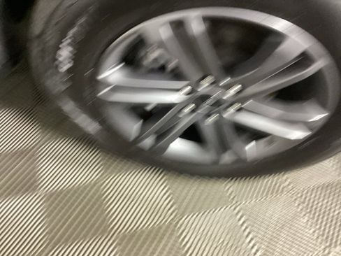 Used 2023 Ford F150 XLT w/ Equipment Group 302A High image 7