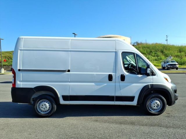 Used 2024 RAM ProMaster 2500 w/ Convenience Group FWD image 5