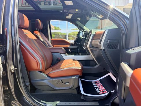 Used 2022 Ford F250 Platinum w/ FX4 Off-Road Package image 39