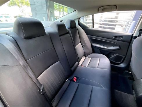 Used 2024 Nissan Altima 2.5 SV image 19