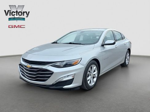 Used 2019 Chevrolet Malibu LT FWD image 3