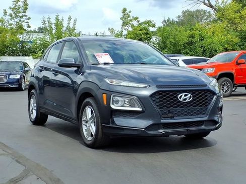 Used 2019 Hyundai Kona SE AWD/4WD image 3