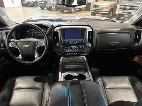 Used 2015 Chevrolet Silverado 2500 LTZ image 18