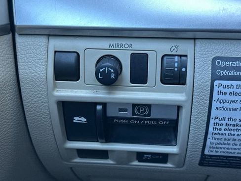 Used 2011 Subaru Outback 2.5i AWD/4WD image 28