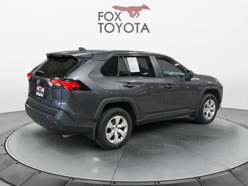 Used 2023 Toyota RAV4 LE AWD/4WD image 6