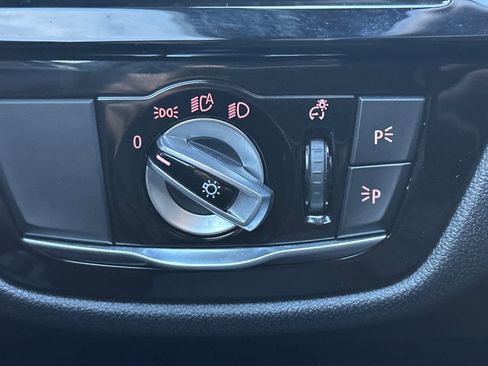 Certified 2023 BMW 530e 530e w/ Convenience Package image 32