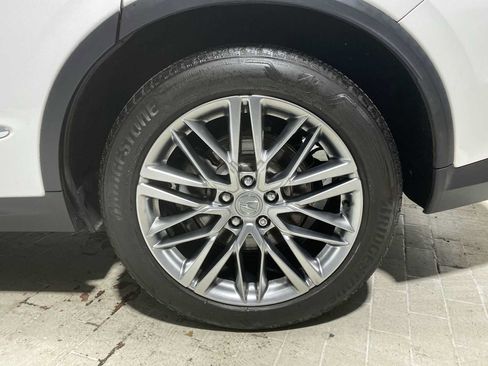 Used 2024 Acura MDX SH-AWD w/ Advance Package image 8