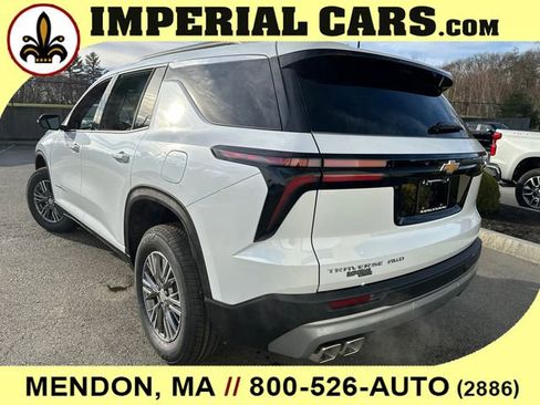 New 2026 Chevrolet Traverse LT w/ Driver Confidence Package image 11