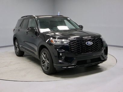 Certified 2025 Ford Explorer ST-Line w/ ST-Line Street Pack