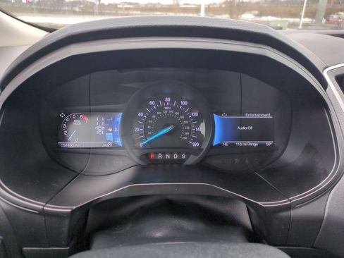 Used 2023 Ford Edge SEL image 15