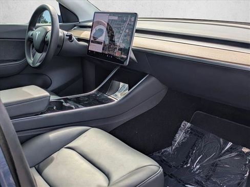 Used 2021 Tesla Model Y Long Range AWD/4WD image 20