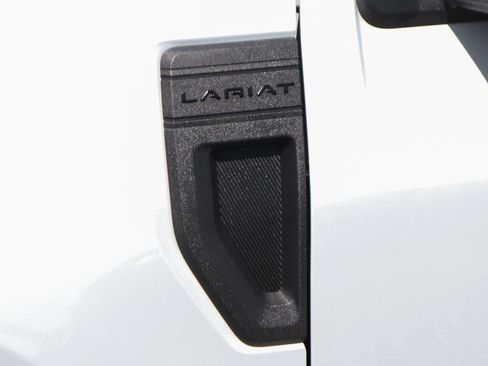Used 2025 Ford Maverick Lariat w/ Black Appearance Package AWD/4WD image 49