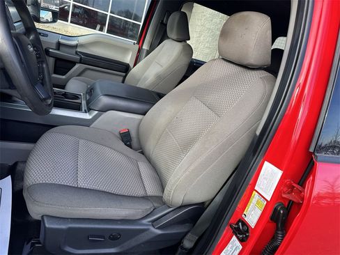 Used 2022 Ford F250 XLT w/ XLT Premium Package image 13