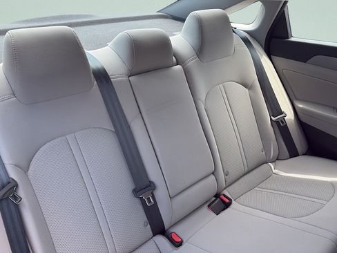 Used 2018 Hyundai Sonata SEL FWD image 19