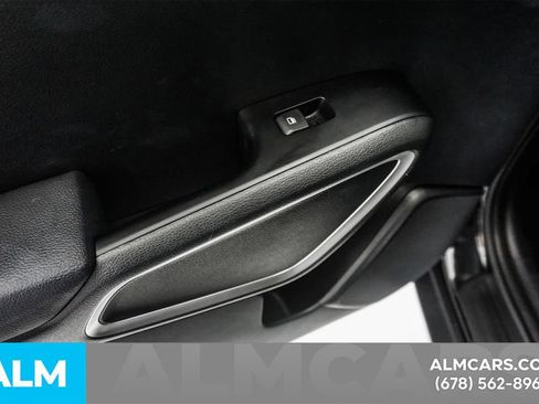 Used 2025 Kia Soul LX w/ LX Technology Package FWD image 42