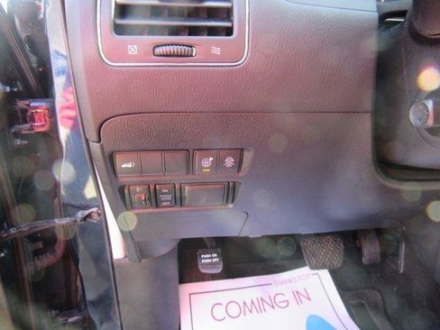 Used 2019 Nissan Armada SL w/ Premium Package image 16