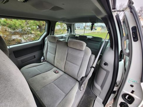 Used 2005 Ford Freestar S image 17