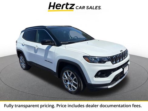 Used 2025 Jeep Compass Limited AWD/4WD image 1