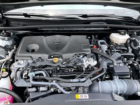 Used 2025 Toyota Camry XSE FWD image 31