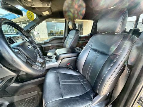 Used 2019 Ford F150 XLT w/ Equipment Group 302A Luxury AWD/4WD image 13
