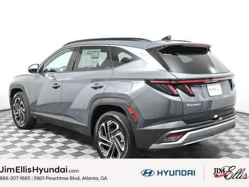 New 2025 Hyundai Tucson Limited AWD/4WD image 4