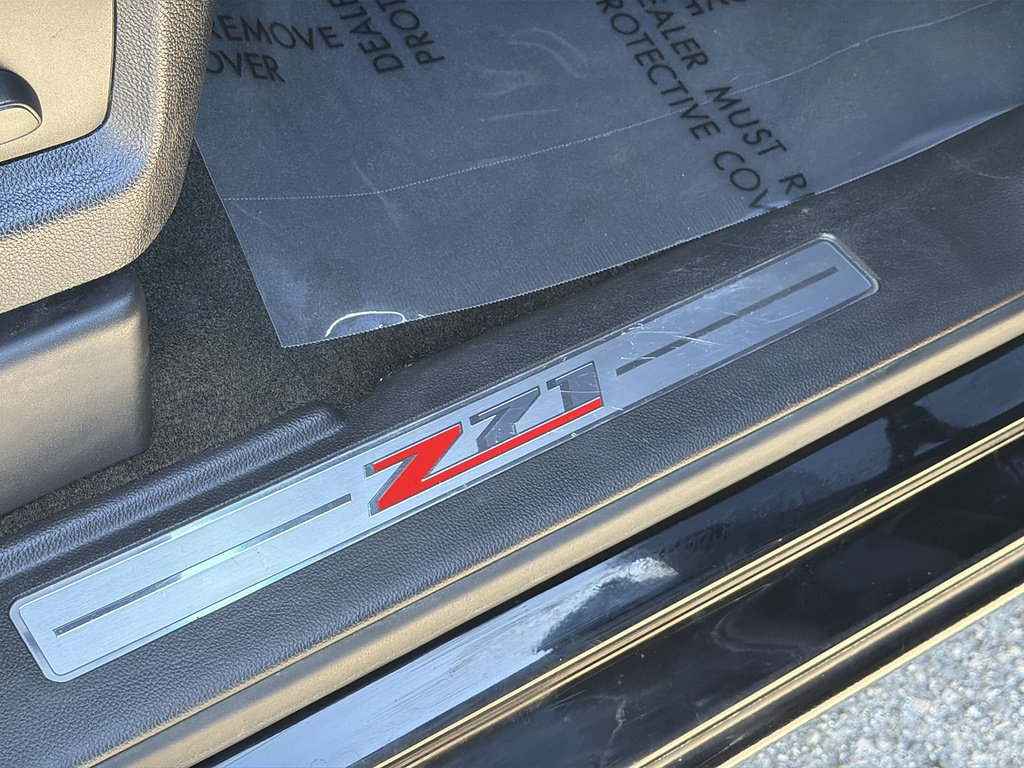 Used 2017 Chevrolet Silverado 1500 LTZ Z71 w/ LTZ Plus Package AWD/4WD image 29
