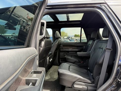 Used 2021 Ford Expedition Limited RWD image 23