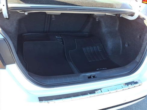 Certified 2023 Nissan Altima 2.5 SV image 16