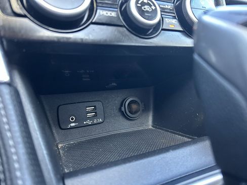 Used 2019 Subaru Forester Touring image 26