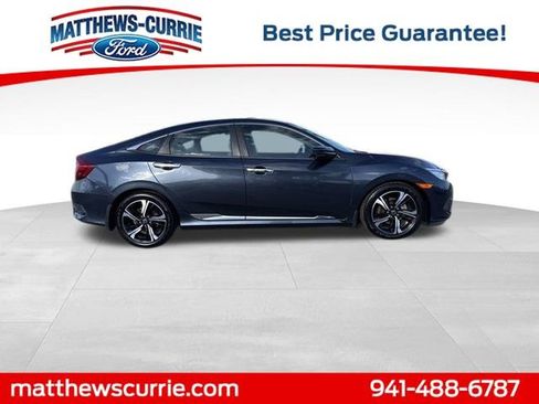 Used 2016 Honda Civic Touring image 3