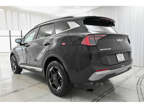 New 2026 Kia Sportage EX w/ EX Panorama Roof Package image 5