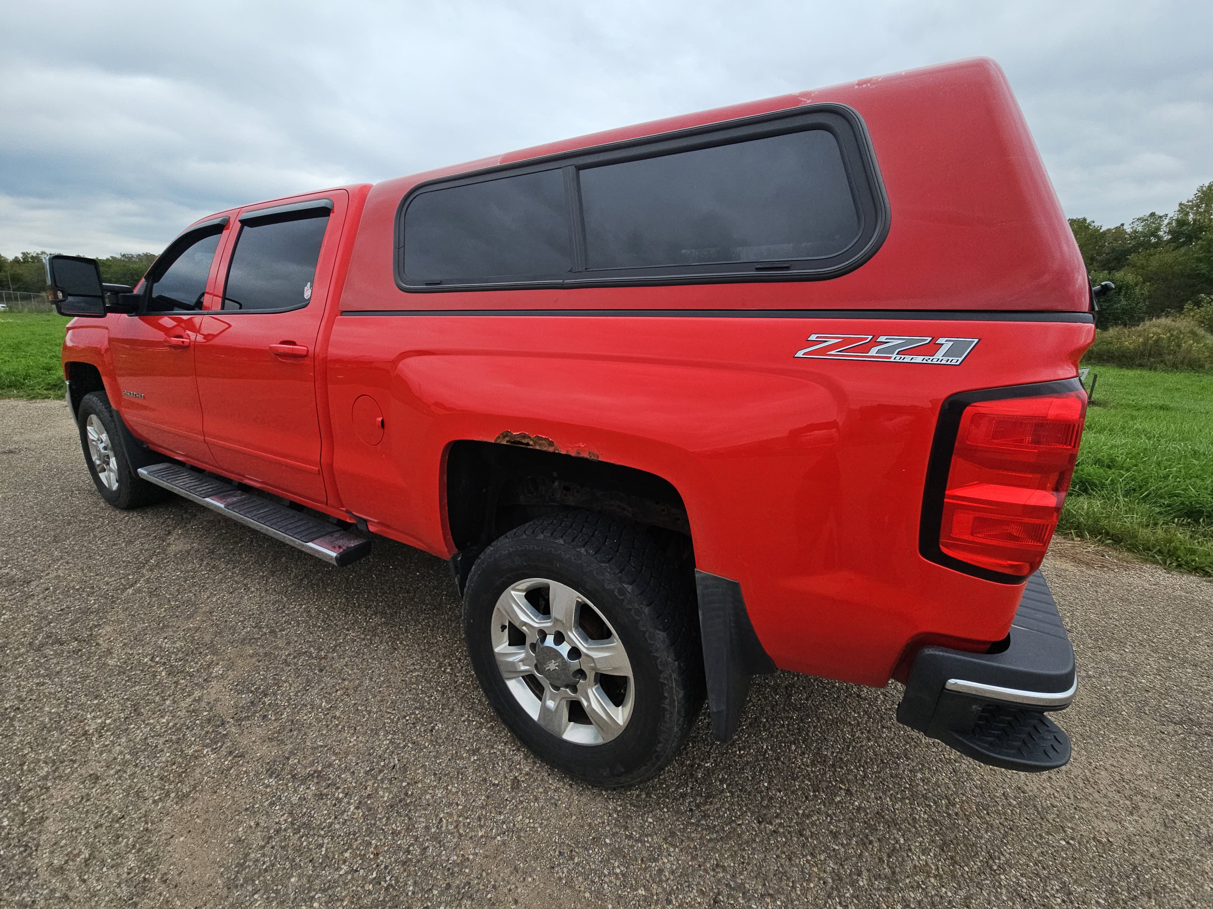 Used 2016 Chevrolet Silverado 2500 LT w/ Z71 Package, Off-Road AWD/4WD image 7