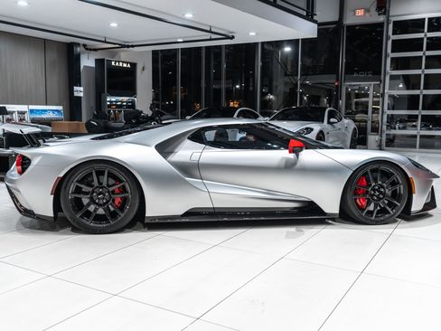 Used 2019 Ford GT image 57
