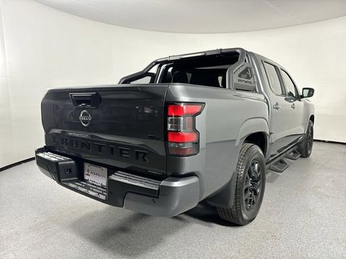 Used 2023 Nissan Frontier SV w/ Midnight Edition Package image 29