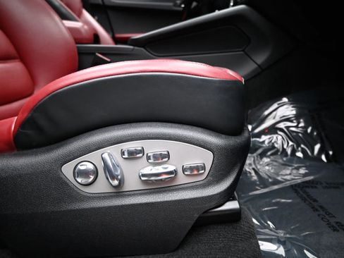 Used 2023 Porsche Macan GTS image 61