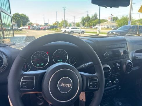 Used 2016 Jeep Wrangler Unlimited Sport w/ Quick Order Package 24S AWD/4WD image 18