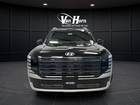 Used 2026 Hyundai Palisade Calligraphy AWD/4WD image 2