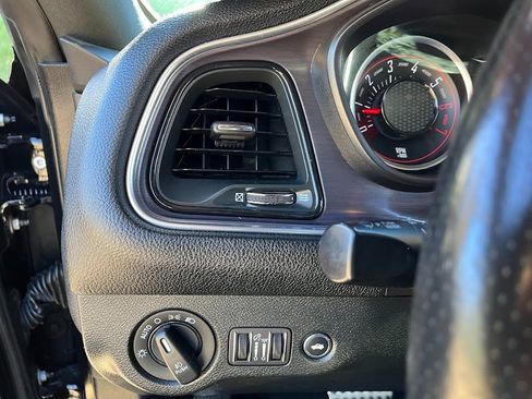 Used 2018 Dodge Challenger R/T Scat Pack image 10