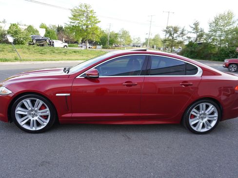 Used 2012 Jaguar XF R image 4