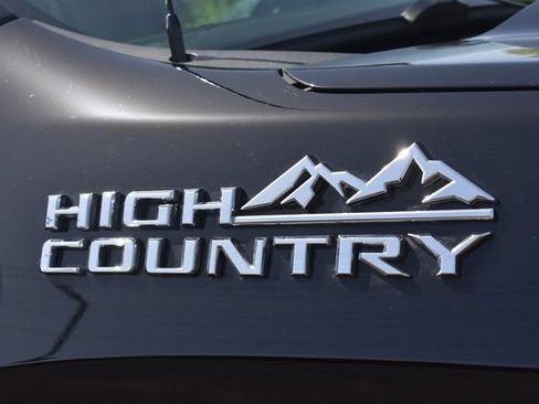 Certified 2023 Chevrolet Silverado 1500 High Country AWD/4WD image 12