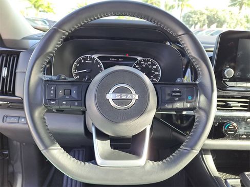 Certified 2023 Nissan Pathfinder SV w/ SV Premium Package image 20