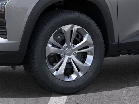 New 2026 Chevrolet Trax LS image 9