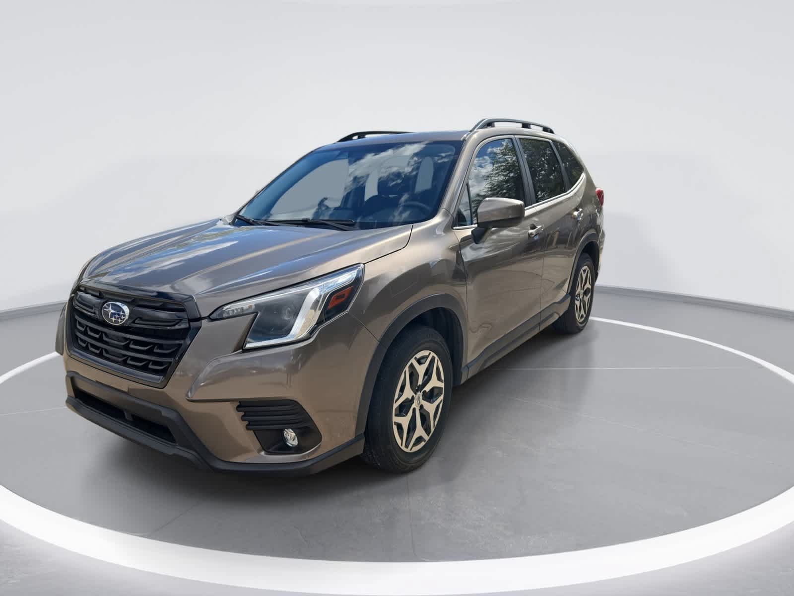 Used 2024 Subaru Forester Premium AWD/4WD image 4