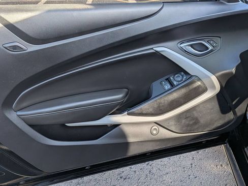 Used 2020 Chevrolet Camaro LT RWD image 13